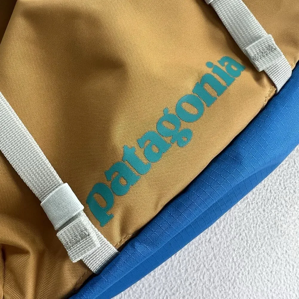 NWT Patagonia PWVL Patchwork Vessel Blue Gold Atom Sling 8L Backpack Bag 48262